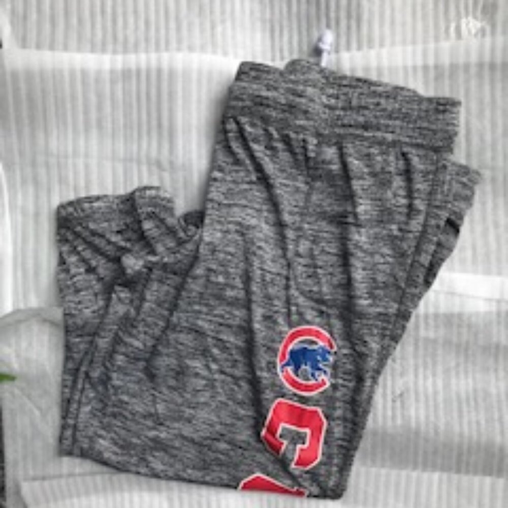 Chicago Cubs Women's Capri Jogger Pants